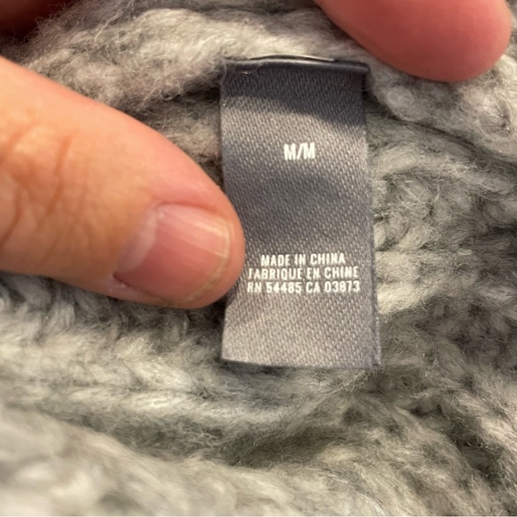 Aerie women’s size M chunky knit cropped sweater in very good condition. - Picture 4 of 7